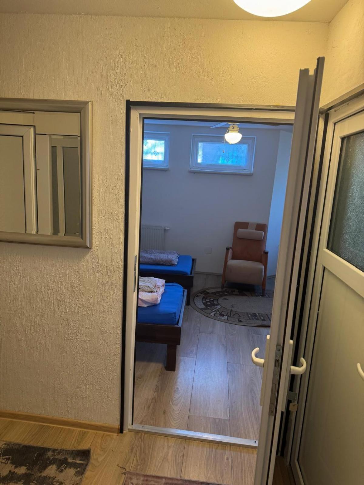 Caesar'S Motel Hagenbrunn Экстерьер фото